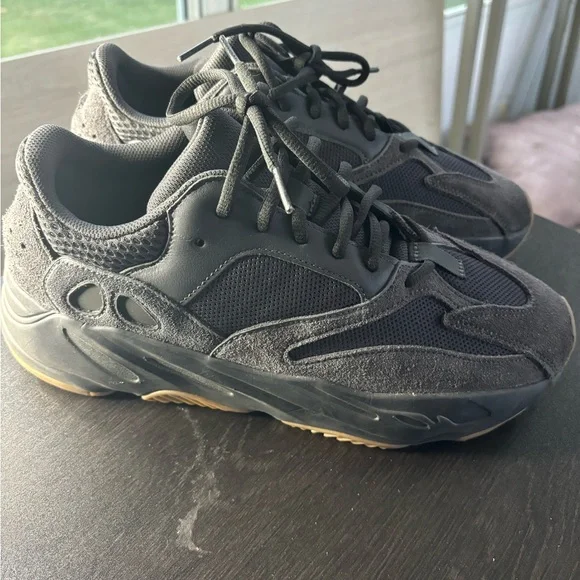 adidas gazelle silver green womens Yeezy Boost 700 Utility Black
